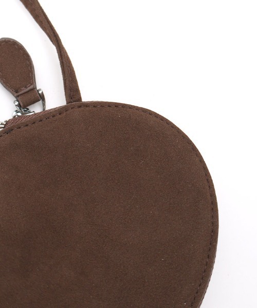 axes femme(アクシーズファム)の「ハートショルダーバッグ(ショルダーバッグ・レディース・ダークブラウン・FREE)」の4枚目の写真