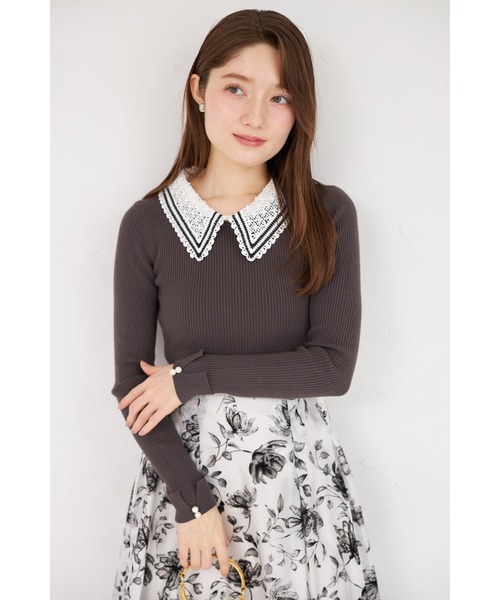 tocco closet(トッコ クローゼット)の「【ZOZO限定】2WAYラインレース襟付きリブニット長袖トップス(ニット/セーター・レディース・ボルドー/ベージュ/アイボリー/ブラック/ネイビー/チャコールグレー/ピンクベージュ/モカ・M)」の4枚目の写真