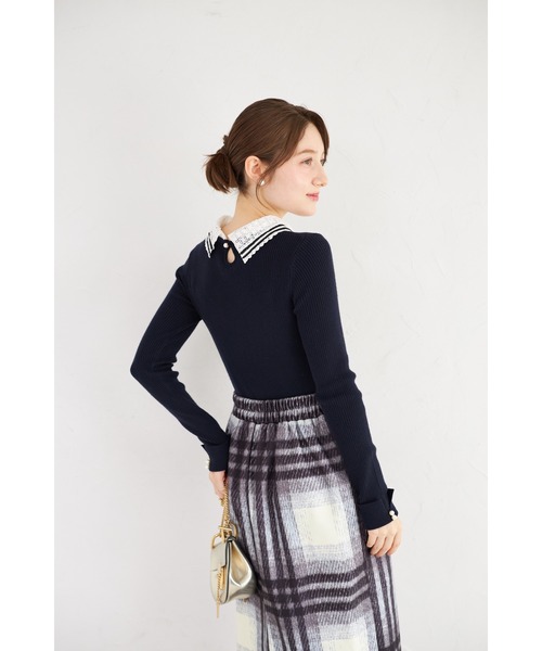 tocco closet(トッコ クローゼット)の「【ZOZO限定】2WAYラインレース襟付きリブニット長袖トップス(ニット/セーター・レディース・ボルドー/ベージュ/アイボリー/ブラック/ネイビー/チャコールグレー/ピンクベージュ/モカ・M)」の22枚目の写真