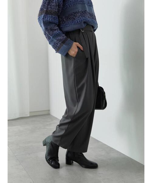 Samansa Mos2 blue（サマンサモスモスブルー）の「ウエストベルトカーブパンツ（その他パンツ・レディース・カーキ/チャコールグレー/ベージュ・F）」の2枚目の写真