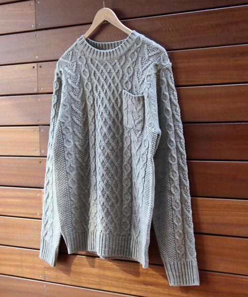 coen(コーエン)の「アランケーブルニットプルオーバー(ニット/セーター・メンズ・グレー/ダークグレー/ネイビー/マスタード・SMALL/MEDIUM/X-LARGE/LARGE)」の2枚目の写真