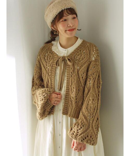 Samansa Mos2（サマンサ モスモス）の「柄編み透かし前後2WAYリボンニット（カーディガン/ボレロ・レディース・ネイビー/キナリ/モカ・F）」の4枚目の写真