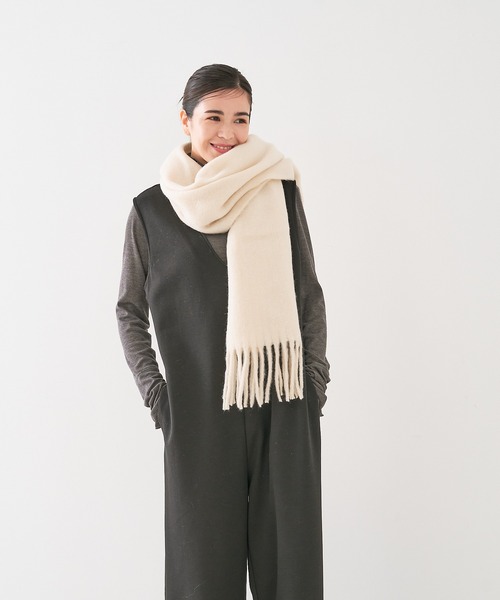 collex（コレックス）の「フカフカライトブークレーマフラー（ストール/ショール・レディース・アイボリー/ピンク/ブラック・フリー）」の14枚目の写真