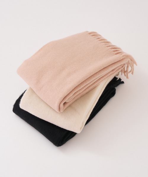 collex（コレックス）の「フカフカライトブークレーマフラー（ストール/ショール・レディース・アイボリー/ピンク/ブラック・フリー）」の9枚目の写真