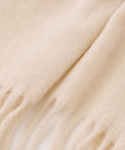 collex（コレックス）の「フカフカライトブークレーマフラー（ストール/ショール・レディース・アイボリー/ピンク/ブラック・フリー）」の7枚目の写真