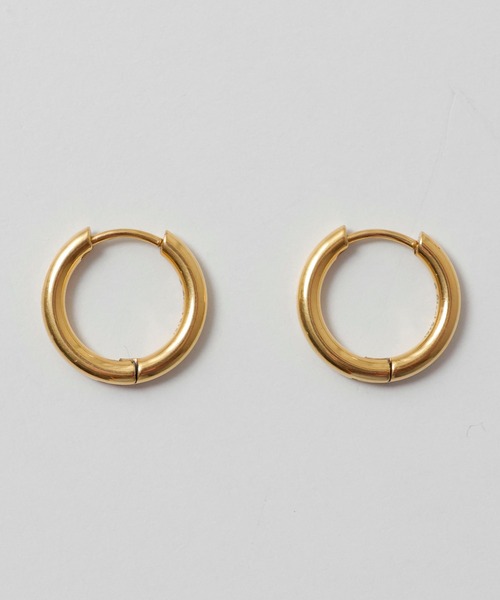 ORLEAN(オルレアン)の「【ORLEAN】ワンタッチフープピアス 17mm 316L(ピアス(両耳用)・レディース・シルバー/ゴールド・フリー)」の6枚目の写真