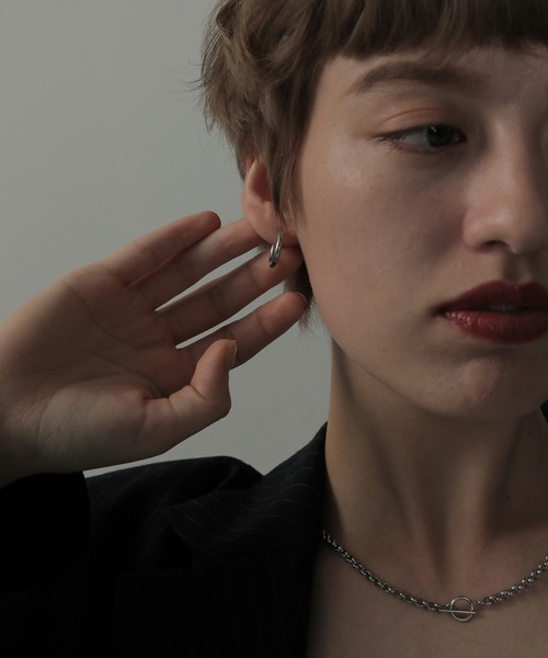 ORLEAN(オルレアン)の「【ORLEAN】ワンタッチフープピアス 17mm 316L(ピアス(両耳用)・レディース・シルバー/ゴールド・フリー)」の13枚目の写真