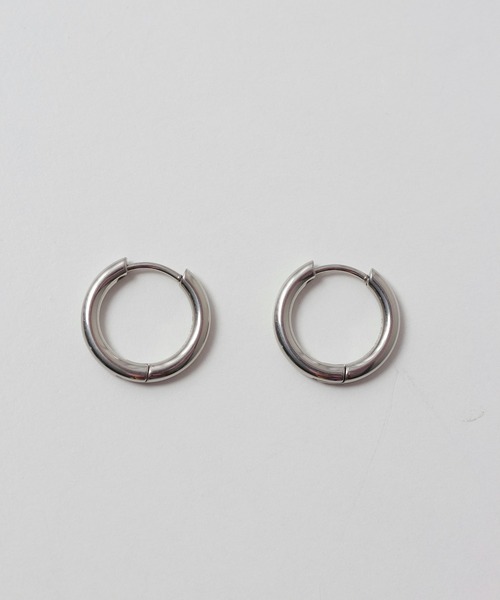 ORLEAN(オルレアン)の「【ORLEAN】ワンタッチフープピアス 17mm 316L(ピアス(両耳用)・レディース・シルバー/ゴールド・フリー)」の15枚目の写真