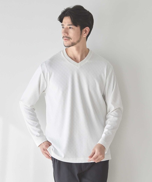 UNION STATION(ユニオンステーション)の「<UNION STATION by MEN'S BIGI>ジオメトリックパターン VネックロンT(Tシャツ/カットソー・メンズ・ホワイト/ブラック・XL/L/M/S)」の4枚目の写真