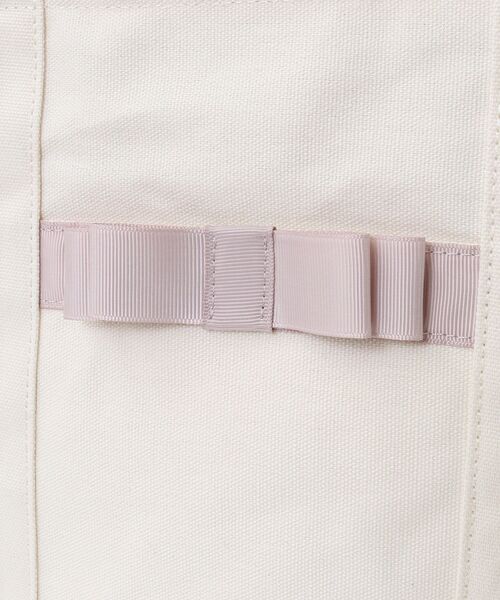 Maison de FLEUR(メゾンドフルール)の「マルチポケット帆布トートMバッグ(トートバッグ・レディース・ブラック/アイボリー/ピンク系その他3・FREE)」の7枚目の写真