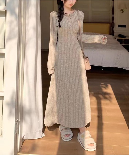 MAISON DE THERESE(メゾン ド テレーズ)の「裏毛付きニットワンピース(ワンピース・レディース・ベージュ/ブラック/グレー・S/M/L)」の21枚目の写真
