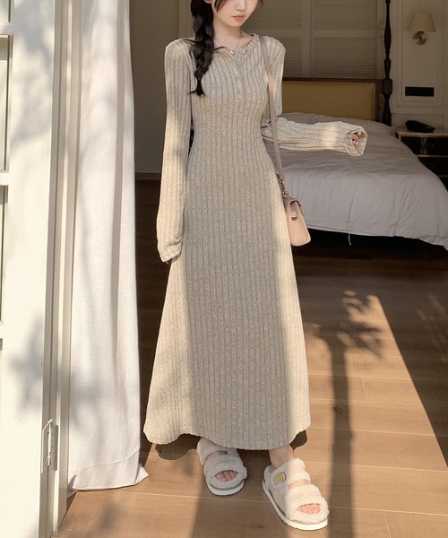 MAISON DE THERESE(メゾン ド テレーズ)の「裏毛付きニットワンピース(ワンピース・レディース・ベージュ/ブラック/グレー・S/M/L)」の22枚目の写真