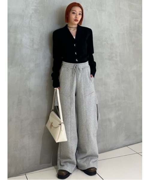 SLY（スライ）の「THROW VERTICAL BAR MINIMAL BAG バーチカルバー ミニマル バッグ（ショルダーバッグ・レディース・ブラック/アイボリー・FREE）」の18枚目の写真