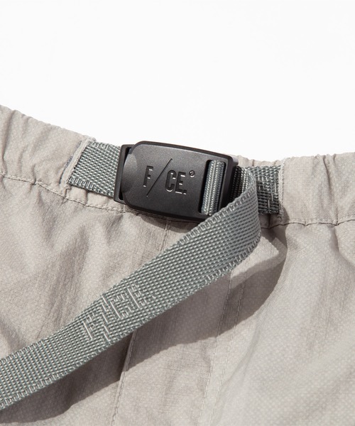 F/CE. (エフシーイー)の「F/CE. 2.5 LAYER FEATURE ZIP SHORTS / エフシーイー 2.5レイヤー フィーチャー ジップ ショーツ(その他パンツ・メンズ・ブラック/グレー・LARGE/MEDIUM/SMALL)」の10枚目の写真