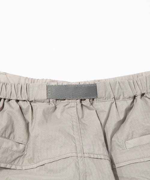 F/CE. (エフシーイー)の「F/CE. 2.5 LAYER FEATURE ZIP SHORTS / エフシーイー 2.5レイヤー フィーチャー ジップ ショーツ(その他パンツ・メンズ・ブラック/グレー・LARGE/MEDIUM/SMALL)」の17枚目の写真