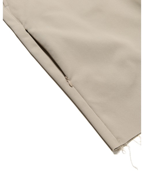 uniform experiment（ユニフォームエクスペリメント）の「HIGH STRETCH PIQUE CUT OFF SHORTS（その他パンツ・メンズ・ベージュ/グレー/ブラック・1/2/3/4）」の10枚目の写真