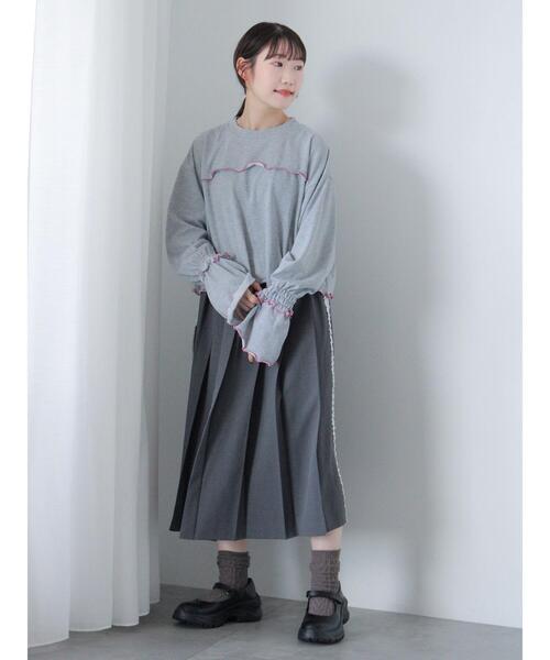 ehka sopo(エヘカソポ)の「◎メロー配色スウェット(Tシャツ/カットソー・レディース・ブラック/ラベンダー/キナリ/グレー・F)」の13枚目の写真