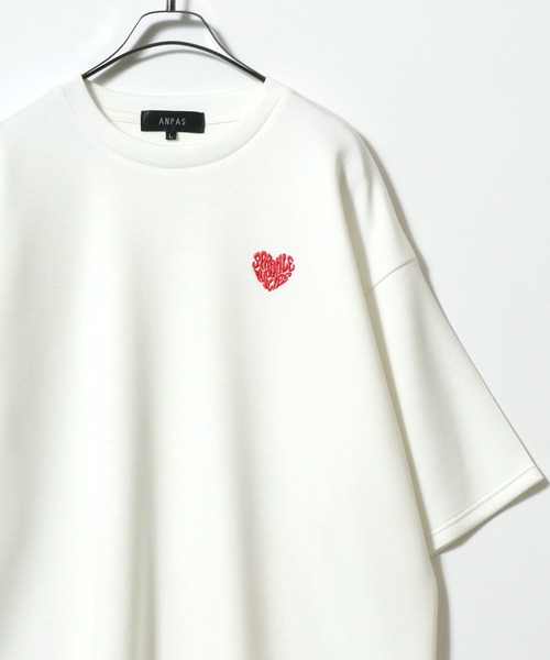 ANPAS(アンパス)の「ANPAS Ponte Fabric Heart Logo Embroidery Oversized T-Shirt/ANPAS 別注 ポンチ ハートロゴ 猫 ワンポイント刺繍 接触冷感 オーバーサイズ Tシャツ(Tシャツ/カットソー・メンズ・ホワイト系その他/ブラック系その他/ブラック系その他4/ブラック系その他5/ブラック系その他6/ホワイト系その他2/ホワイト系その他3/ホワイト系その他4/ホワイト系その他5/ホワイト系その他6/ブラック系その他2/ブラック系その他3・M/L)」の1枚目の写真