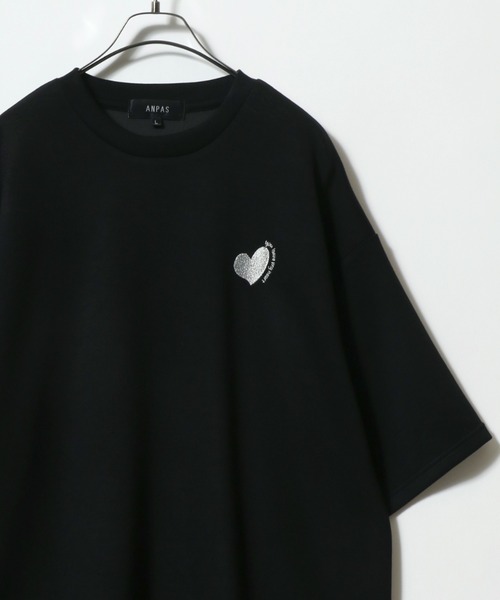 ANPAS(アンパス)の「ANPAS Ponte Fabric Heart Logo Embroidery Oversized T-Shirt/ANPAS 別注 ポンチ ハートロゴ 猫 ワンポイント刺繍 接触冷感 オーバーサイズ Tシャツ(Tシャツ/カットソー・メンズ・ホワイト系その他/ブラック系その他/ブラック系その他4/ブラック系その他5/ブラック系その他6/ホワイト系その他2/ホワイト系その他3/ホワイト系その他4/ホワイト系その他5/ホワイト系その他6/ブラック系その他2/ブラック系その他3・M/L)」の10枚目の写真