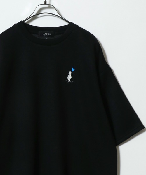 ANPAS(アンパス)の「ANPAS Ponte Fabric Heart Logo Embroidery Oversized T-Shirt/ANPAS 別注 ポンチ ハートロゴ 猫 ワンポイント刺繍 接触冷感 オーバーサイズ Tシャツ(Tシャツ/カットソー・メンズ・ホワイト系その他/ブラック系その他/ブラック系その他4/ブラック系その他5/ブラック系その他6/ホワイト系その他2/ホワイト系その他3/ホワイト系その他4/ホワイト系その他5/ホワイト系その他6/ブラック系その他2/ブラック系その他3・M/L)」の12枚目の写真
