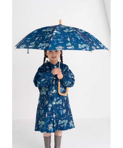 FABHUG （ファブハグ）の「【収納巾着袋付き】タウンレインコート（レインコート/ポンチョ・キッズ・ブルー/ネイビー・110cm/120cm/100cm/130cm/140cm）」の12枚目の写真