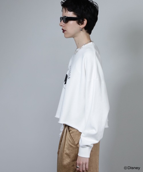 Disney(ディズニー)の「MICKEY MOUSE/face sweat(Tシャツ/カットソー・レディース・グレー/イエロー/ホワイト・ONE SIZE)」の16枚目の写真