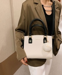 SallyLunn（サリーラン）の「チャーム付きショルダーバッグ（ショルダーバッグ）」