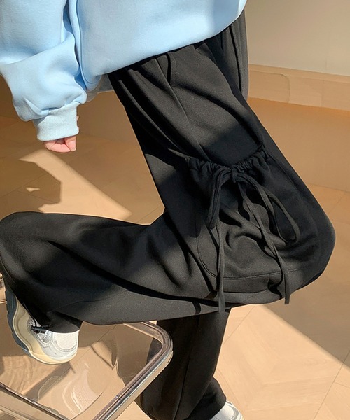 DiamondHearts(ダイヤモンドハーツ)の「サイドリボンスウェットパンツ(スウェットパンツ・レディース・ブラック/ホワイト/グレー/ピンク・X-LARGE/LARGE/SMALL/MEDIUM)」の3枚目の写真
