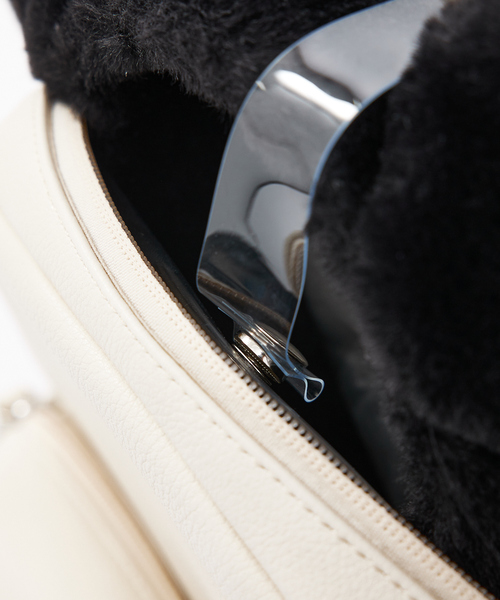 LOWELL things（ロウェル　シングス）の「【推し活】オシゴトリュックミニ/推し活バッグ/2WAY（バックパック/リュック・レディース・オフホワイト/ブラック・フリー）」の6枚目の写真