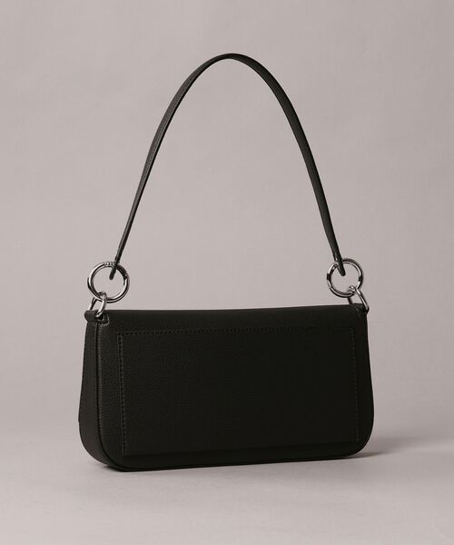 Calvin Klein(カルバン・クライン)の「ミニマルモノグラムショルダーポーチ(ショルダーバッグ・レディース・オフホワイト/ブラック・FREE)」の4枚目の写真