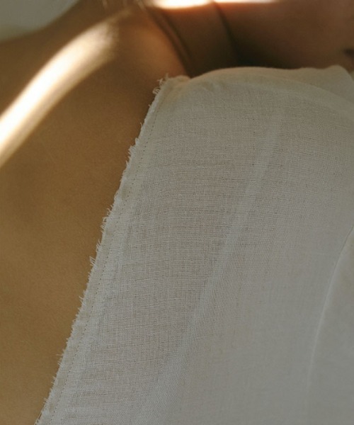 ETRE TOKYO（エトレトウキョウ）の「オープンバックダブルガーゼ