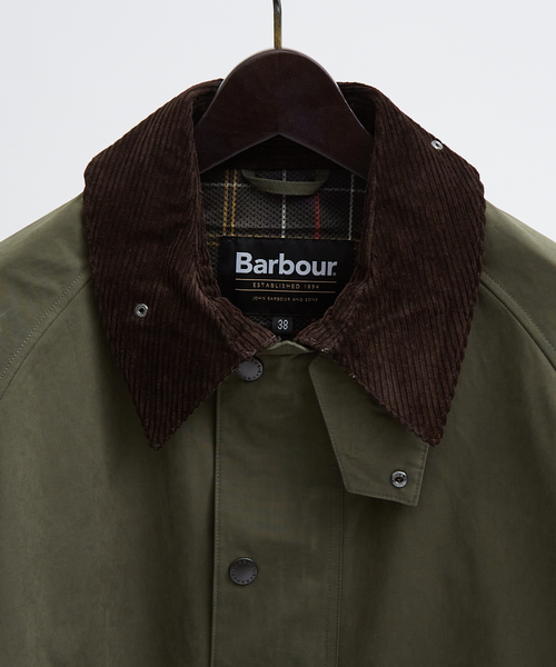 Barbour(バブアー)の「【BARBOUR / バブアー】TRANSPORT トランスポート / ピーチスキン コットン / ショートブルゾン(ブルゾン・メンズ・ネイビー/セージグリーン・50/46/48)」の4枚目の写真