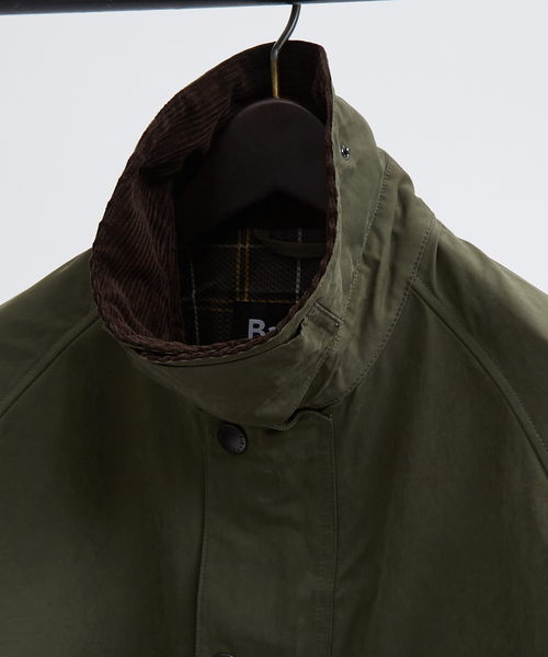 Barbour(バブアー)の「【BARBOUR / バブアー】TRANSPORT トランスポート / ピーチスキン コットン / ショートブルゾン(ブルゾン・メンズ・ネイビー/セージグリーン・50/46/48)」の5枚目の写真