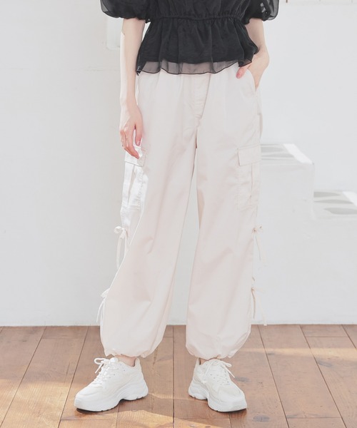 Honeys（ハニーズ）の「リボン付カーゴパンツ（カーゴパンツ・レディース・アイボリー/ブラック/グレイッシュブルー/ピンク・L/LL/M/S/SS）」の19枚目の写真