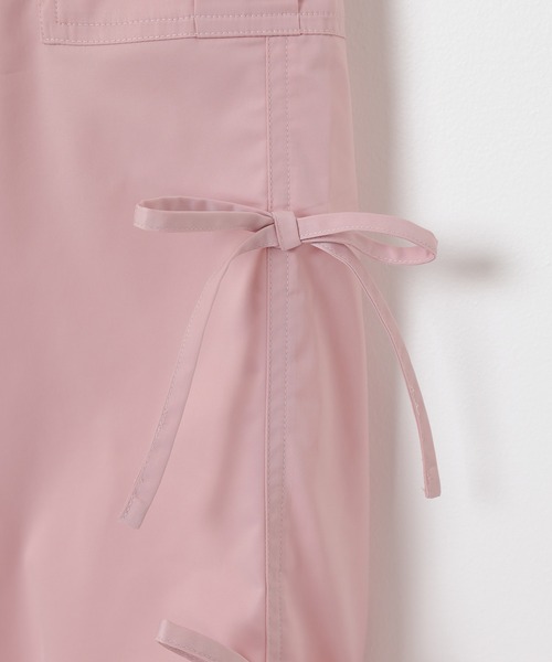 Honeys（ハニーズ）の「リボン付カーゴパンツ（カーゴパンツ・レディース・アイボリー/ブラック/グレイッシュブルー/ピンク・L/LL/M/S/SS）」の13枚目の写真