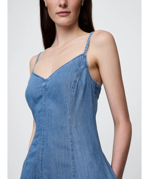GAP（ギャップ）の「デニム マキシワンピース（ワンピース・レディース・インディゴブルー・XS/S/M/XXS/L）」の5枚目の写真
