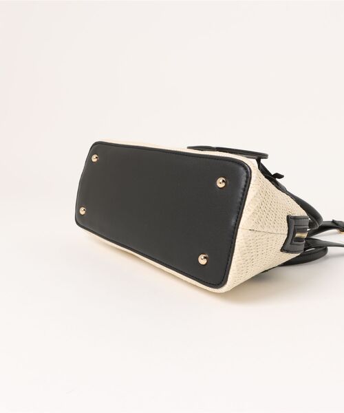 31 Sons de mode(トランテアン ソン ドゥ モード)の「雑材ベルトボストンバッグ(ボストンバッグ・レディース・オフホワイト/ベージュ・フリー)」の4枚目の写真