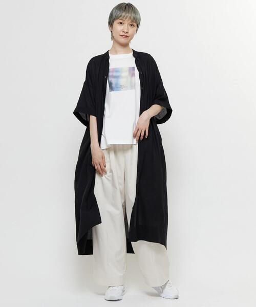 SOFFITTO(ソフィット)の「【nota della mano sinistra(ノータ デラ マノ シニストラ)】5分袖前開きシャツワンピ-ス(ワンピース・レディース・オフホワイト/ブラック/ストライプ・FREE)」の2枚目の写真