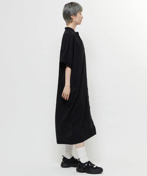 SOFFITTO(ソフィット)の「【nota della mano sinistra(ノータ デラ マノ シニストラ)】5分袖前開きシャツワンピ-ス(ワンピース・レディース・オフホワイト/ブラック/ストライプ・FREE)」の12枚目の写真