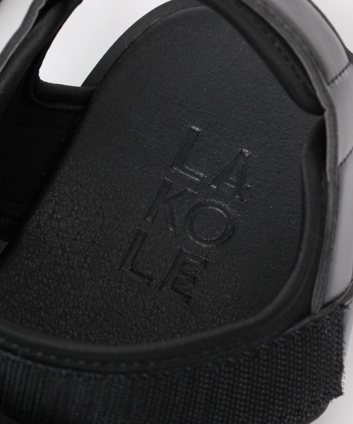 LAKOLE(ラコレ)の「シャークソールWベルトスライドサンダル / 291935(サンダル・メンズ・ブラック・MEDIUM/LARGE)」の5枚目の写真