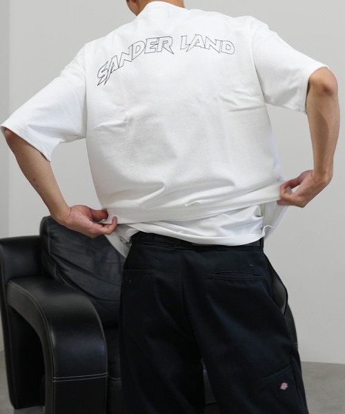BASIS(ベイシス)の「SANDER LAND 9.1ozマグナムウェイト バックアーチロゴ ビッグシルエット 半袖Tシャツ(Tシャツ/カットソー・メンズ・ホワイト/ブラック・MEDIUM/LARGE/X-LARGE)」の9枚目の写真