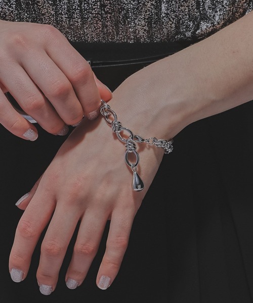 HARE（ハレ）の「モチーフチェーンブレスレット(HARE)（ブレスレット・レディース・ゴールド/シルバー・FREE）」の2枚目の写真