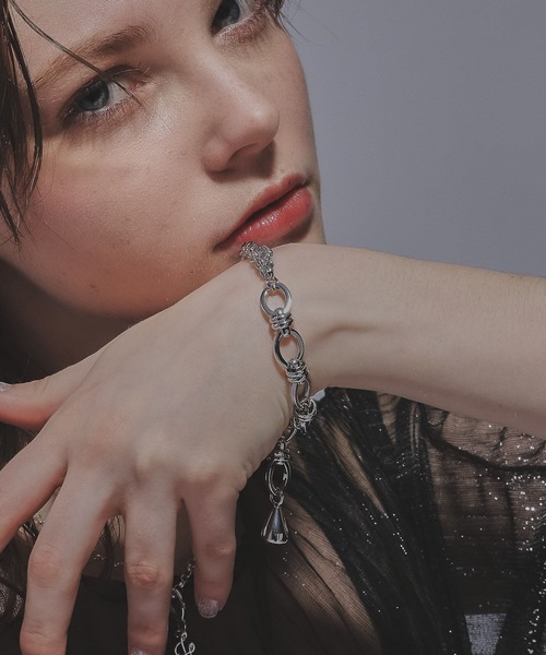 HARE（ハレ）の「モチーフチェーンブレスレット(HARE)（ブレスレット・レディース・ゴールド/シルバー・FREE）」の5枚目の写真