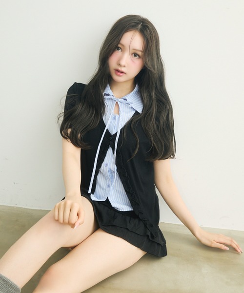 TITTY&CO.(ティティーアンドコー)の「半袖フリルストライプニットセット(ニット/セーター・レディース・ブラック/グレー・FREE)」の16枚目の写真