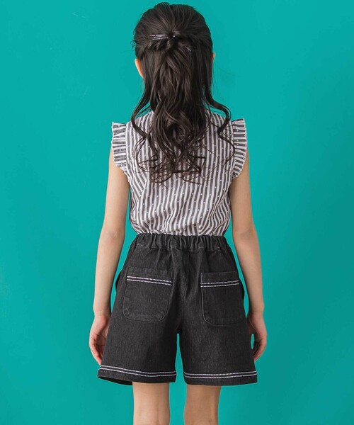 BeBe Petits Pois Vert（ベベプチポワヴェール）の「【店舗限定】裾ステッチリボンデニムショートパンツ(95~160cm)（デニムパンツ・キッズ・ネイビー/ブラック・110cm/120cm/140cm/130cm/100cm/150cm/160cm）」の4枚目の写真