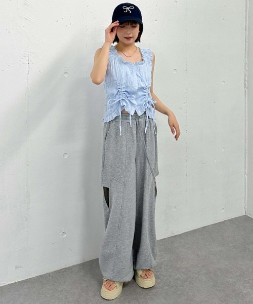 archives（アルシーヴ）の「２ｗａｙコットンドロストブラウス（シャツ/ブラウス・レディース・オフホワイト/ブルー/ブラック・MEDIUM）」の11枚目の写真