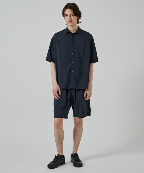 WHITE MOUNTAINEERING（ホワイトマウンテニアリング）の「別注 DRAW CORD S/S POCKET SHIRTS（シャツ/ブラウス・メンズ・ネイビー/グレー/ブラック・1/2）」の6枚目の写真