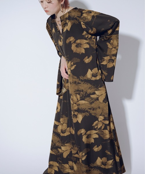 Ezick(エジック)の「長袖ワンピース(ワンピース・レディース・グリーン・FREE)」の2枚目の写真