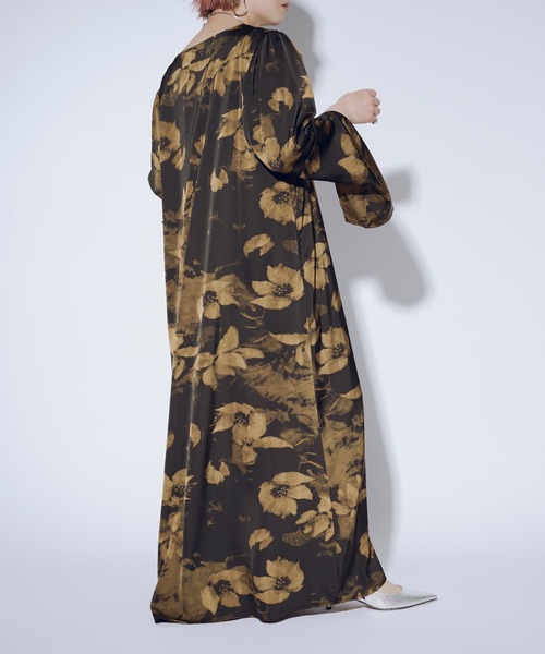 Ezick(エジック)の「長袖ワンピース(ワンピース・レディース・グリーン・FREE)」の4枚目の写真