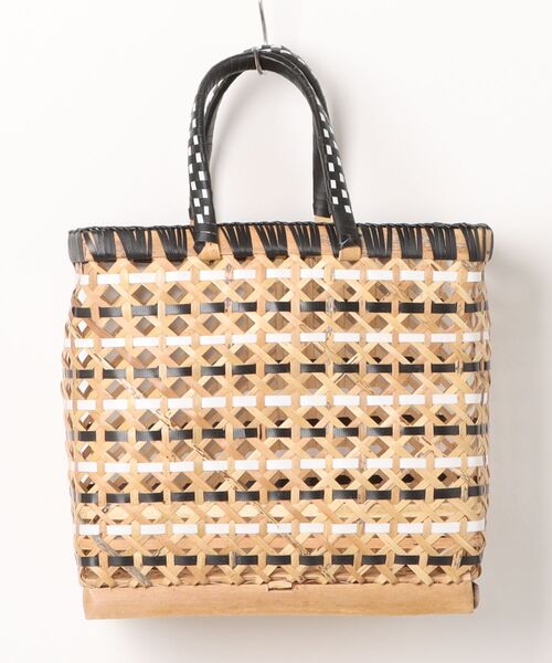 LILA&FLEUR(リラアンドフルール)の「Mix Parm Tree Basket M(かごバッグ・レディース・グリーン系/ブラック系・MEDIUM)」の1枚目の写真